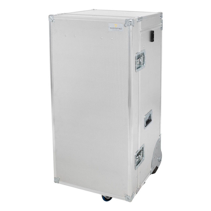 Wettkampfausrüstung Sattelschrank