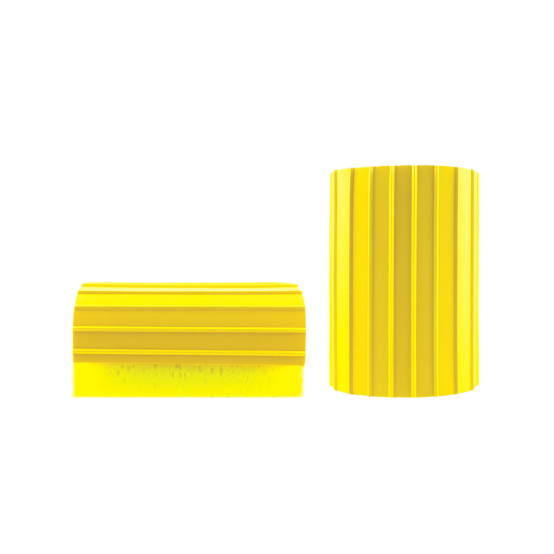 Großer rechteckiger Striegel mit Gummirückseite